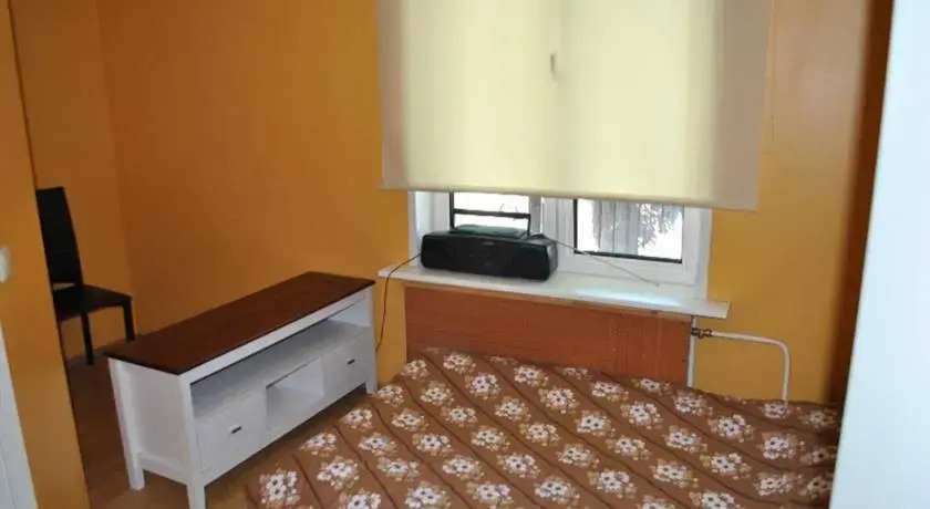Telliskivi Hostel