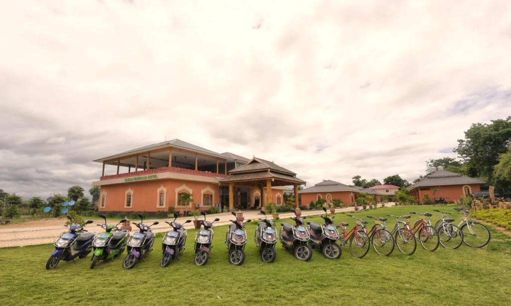 Bagan Emerald Hotel