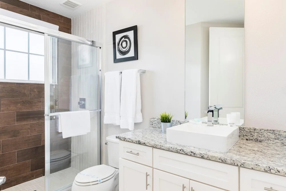 5 BR 6 BA Villa | 2634 Sunrise Shores Drive
