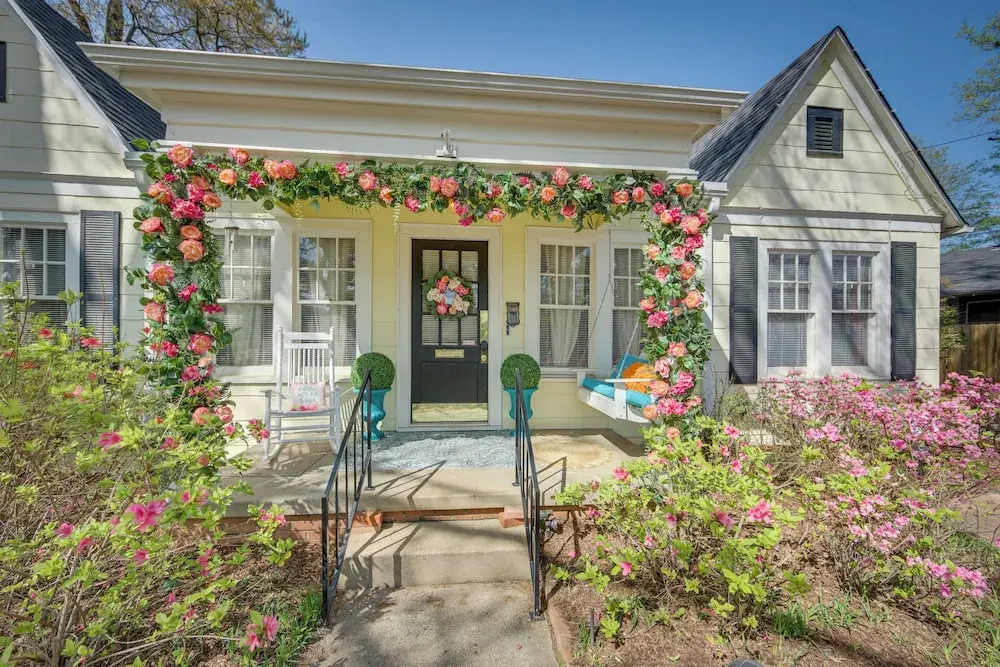 The Pink Azalea - Tyler Home w/ Yard + Patio
