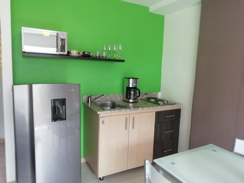 Apartasuites AV