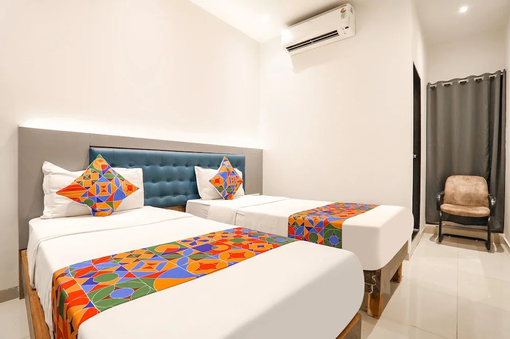 Fabhotel Jr Residency I