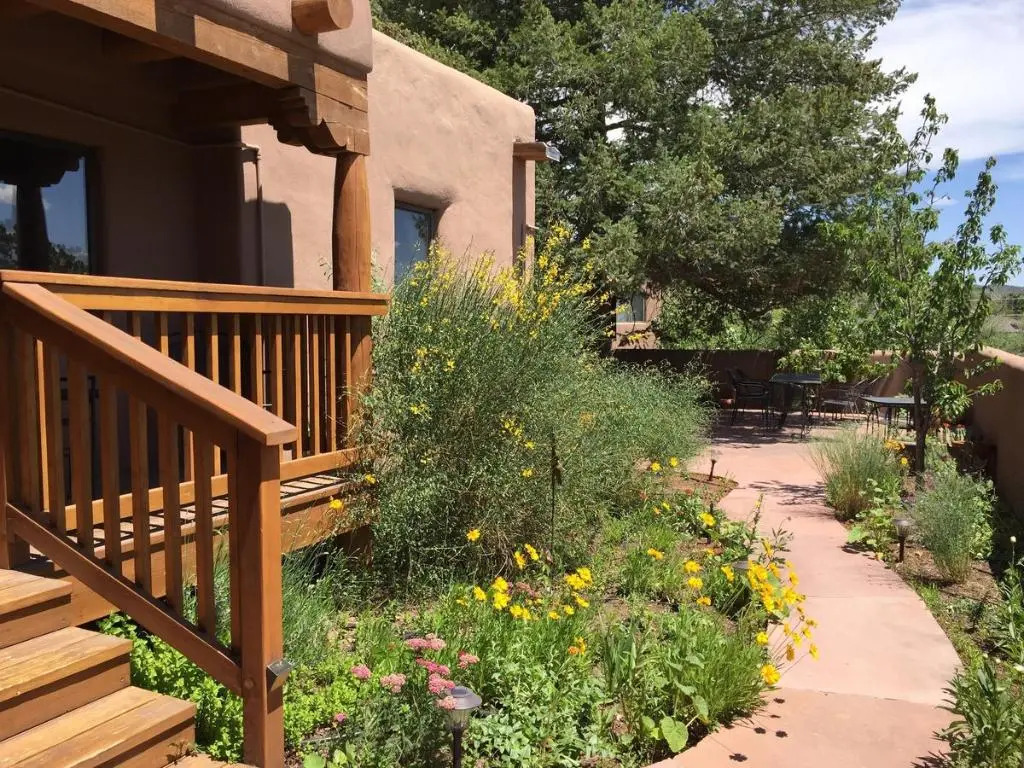 Casa Cuma Bed & Breakfast