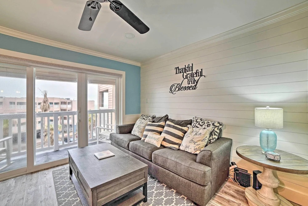 Corpus Christi Beach Condo 1107
