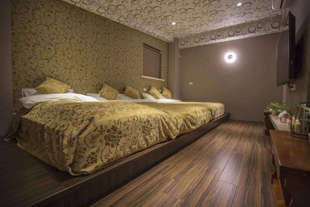 G9 Bed and Breakfast