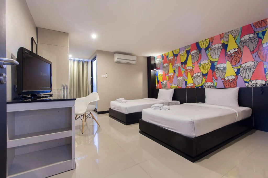 Pen Ta Hug Hotel