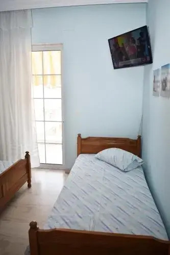 Ainalis Apartments