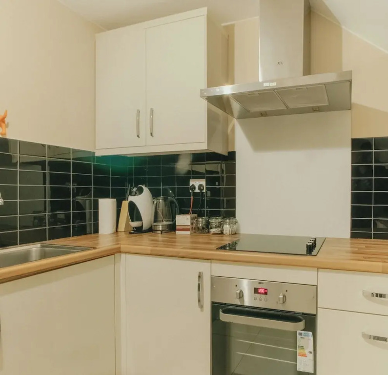 Luxe Living in Sheffield City by Avo Apartment