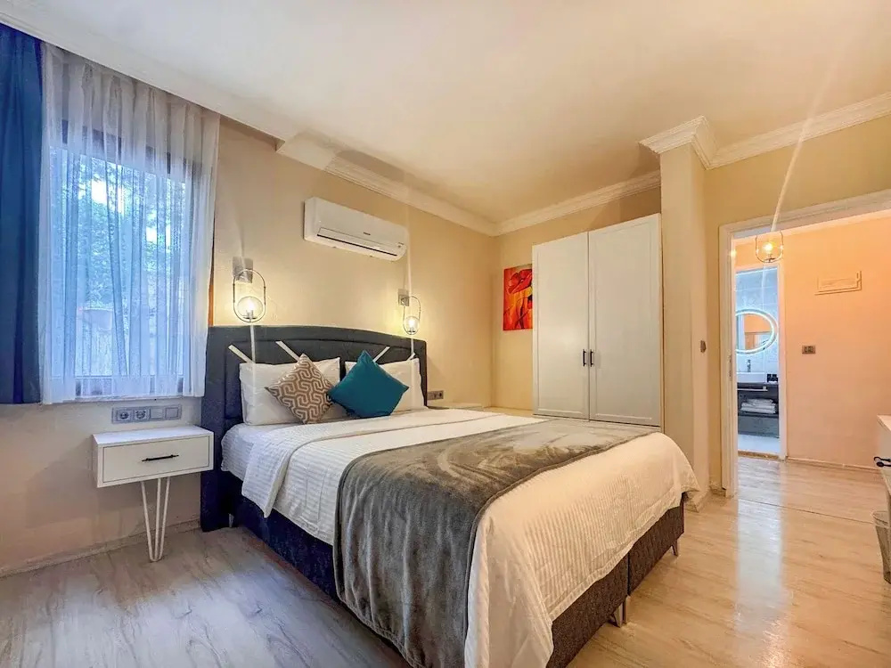 Carrington Suites