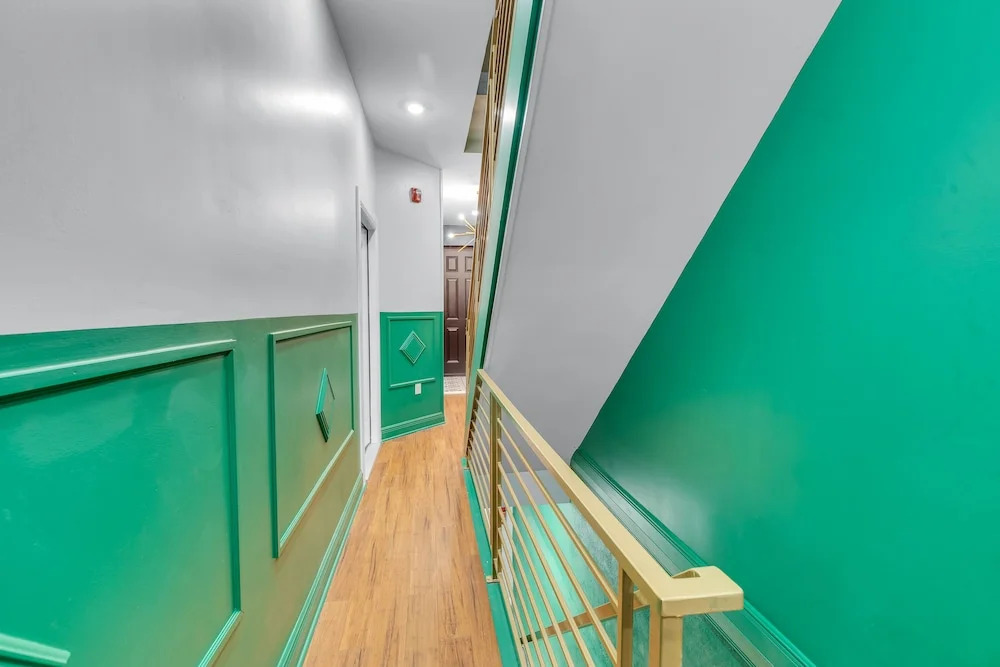 Patio Central City W Oxford St 1BR