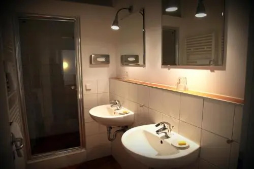 Hotel 26