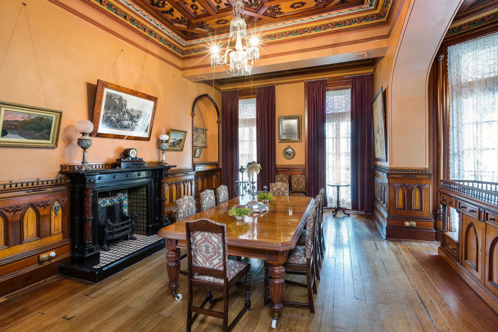 Larnach Lodge