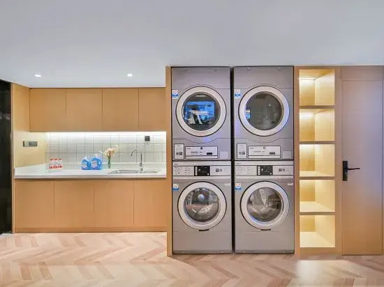 Country Inn & Suites by Radisson, Tianjin Fifth Avenue Xiaobailou Metro Station