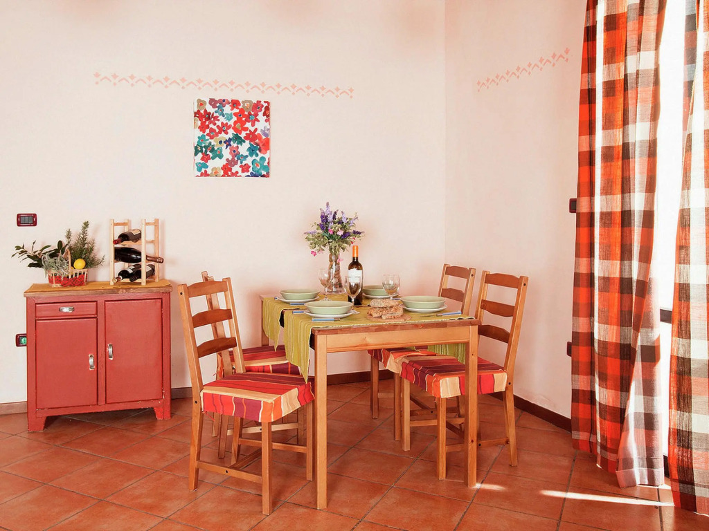 Inviting farmhouse in Cagli with swimming pool