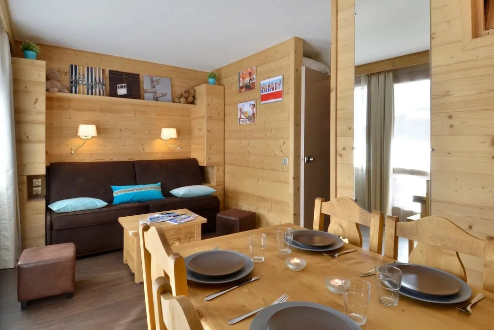 Belle Plagne Studio for 4 People of 28 Mâ², in the Resort Center Be543