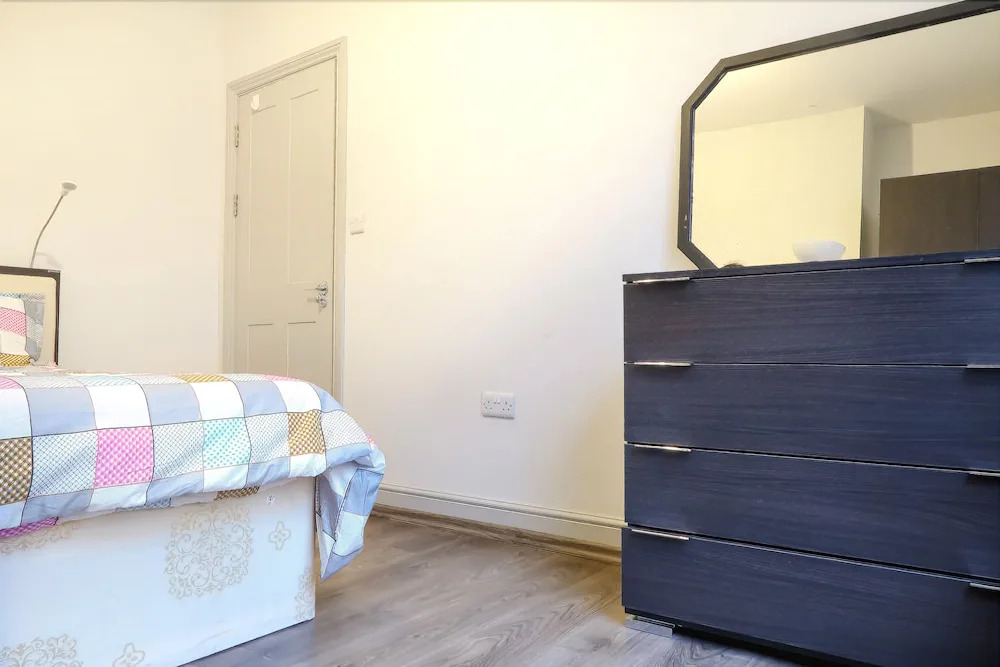 Clemence Road - Deluxe Double Room