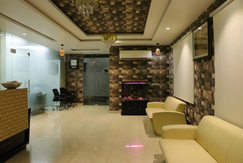 Kaki Hotel & Roof Top Restaurant