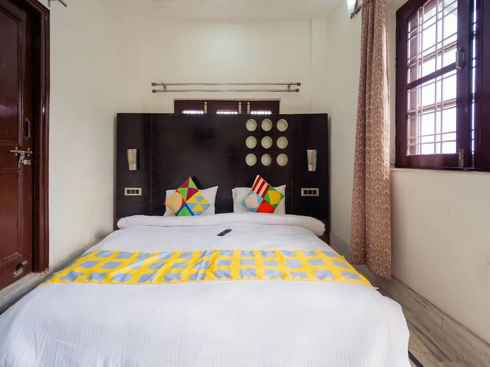 OYO 14191 Home Studio Valley View Barlow Ganj
