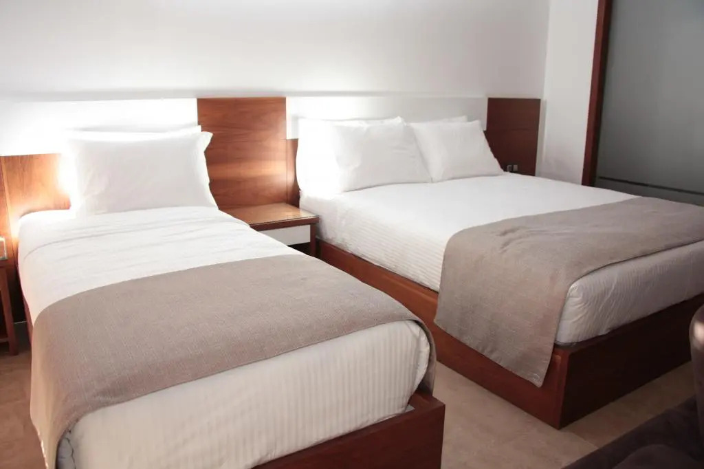 Carissa Otel