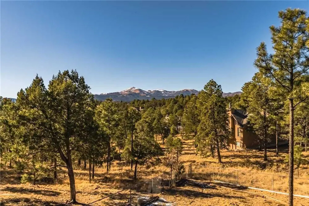 Christi and Don's Nuthouse by Ruidoso Vacation Rentals