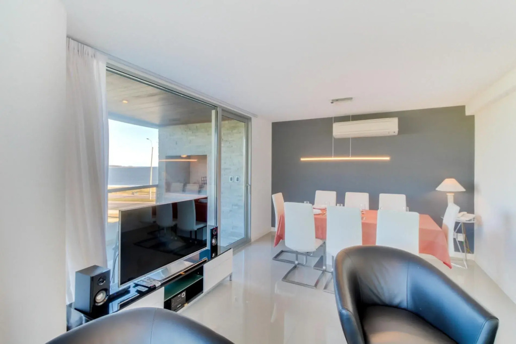 Oceana Suites Isabel ∙ Suite 204