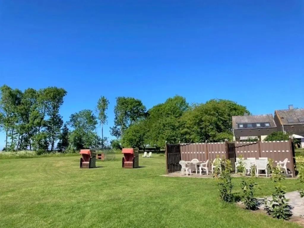 Ferienwohnung 6, OG, Hof zur Sonnenseite Fehmarn