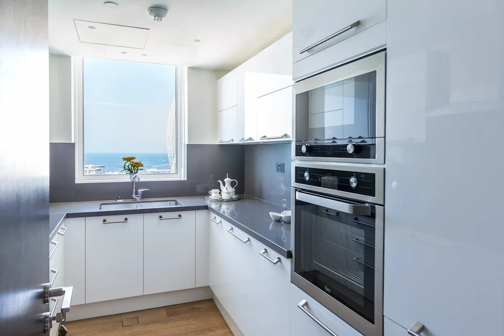 Al Bateen · Ultra Luxury JBR · Private Beach and Pool