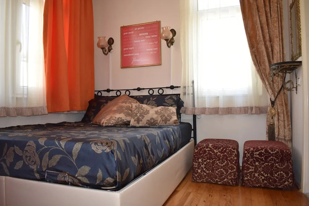 Nensie'S Boutique Hotel