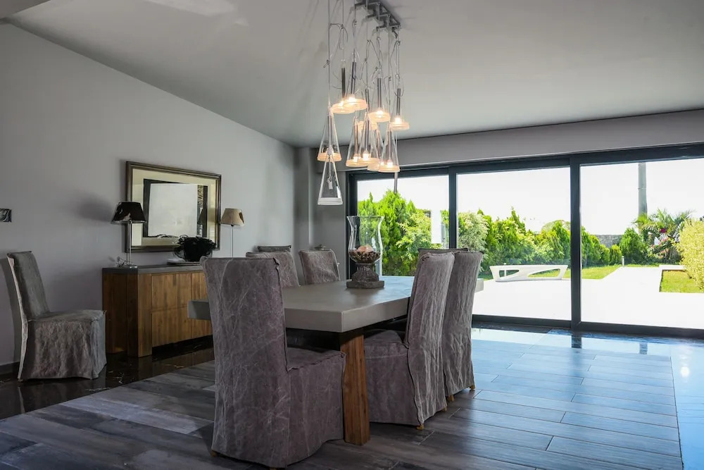 Luxury Beachfront Villa Selenia Platinum in Sounio