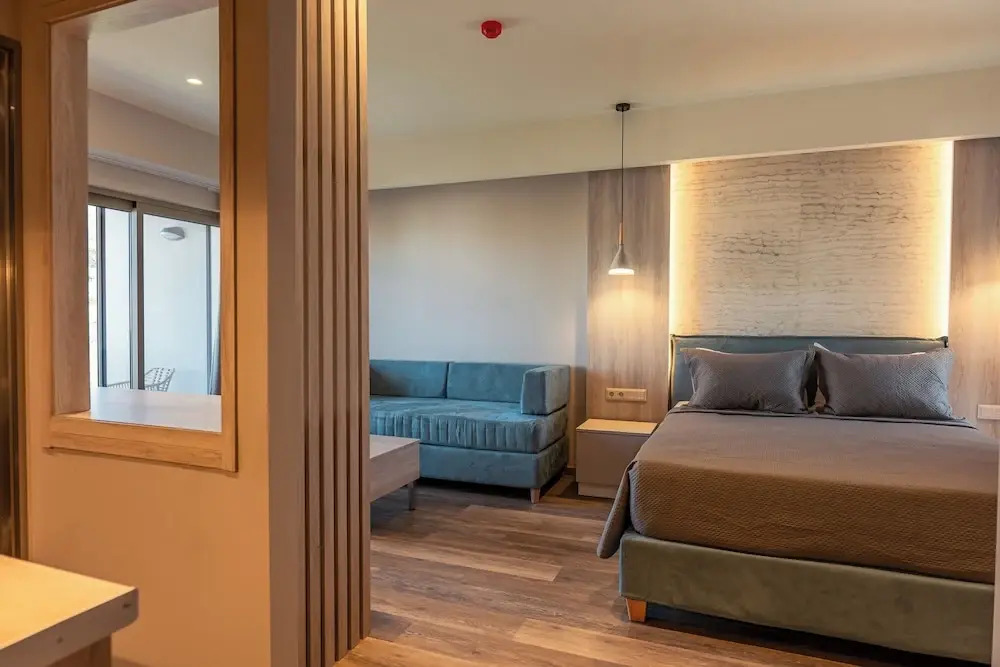 Wellnest Hotel