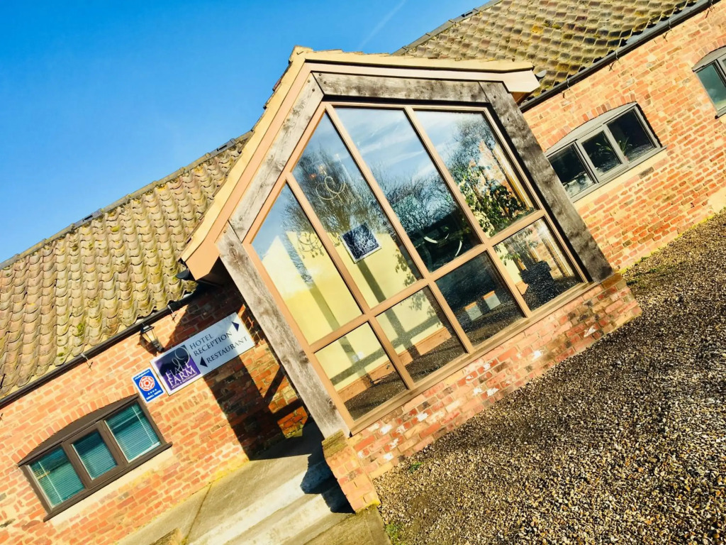 Hall Farm Hotel And Restaurant