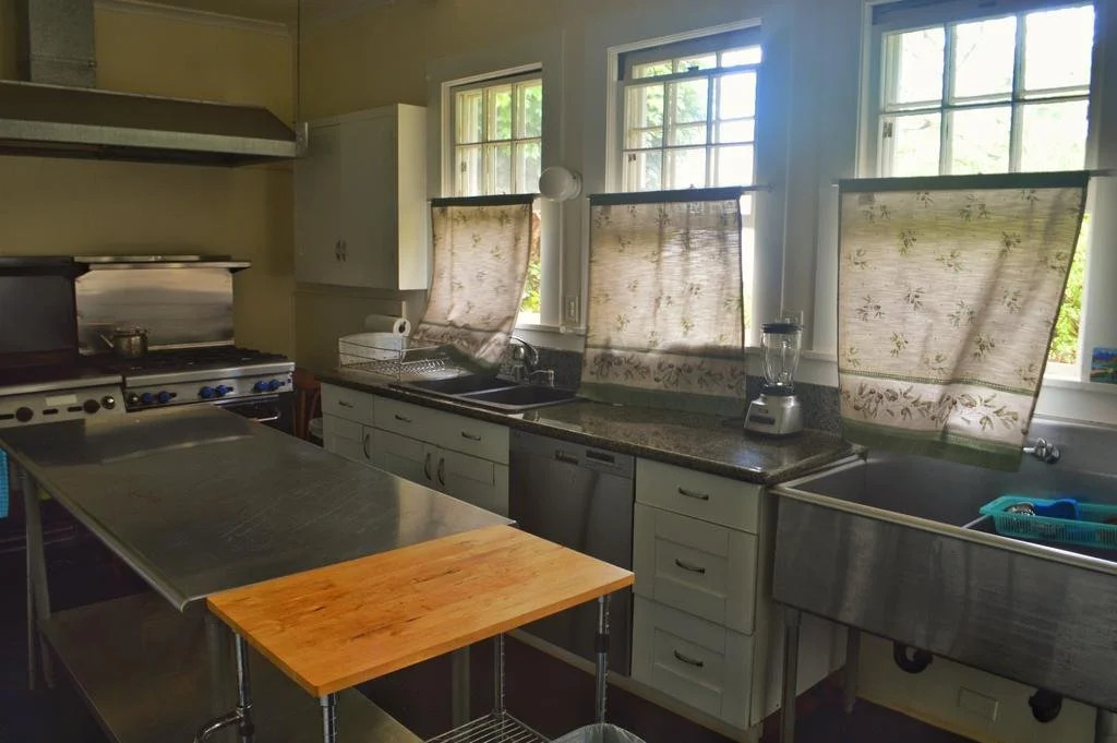Banyan Tree B&B Retreat