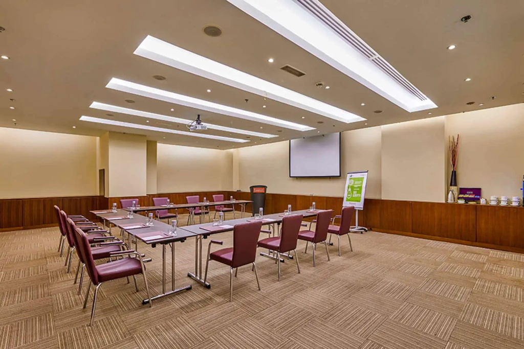 Ramada Hotel, Suites and Apartments by Wyndham Dubai JBR