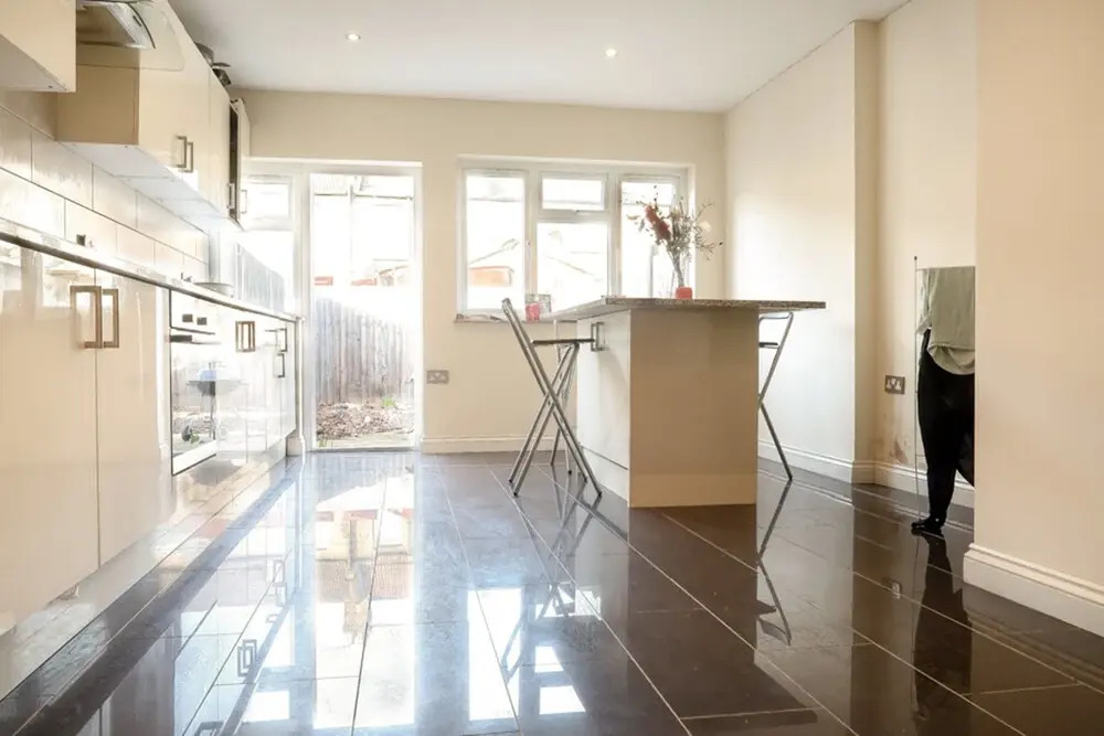 Coronation Road - Deluxe En Suite Room
