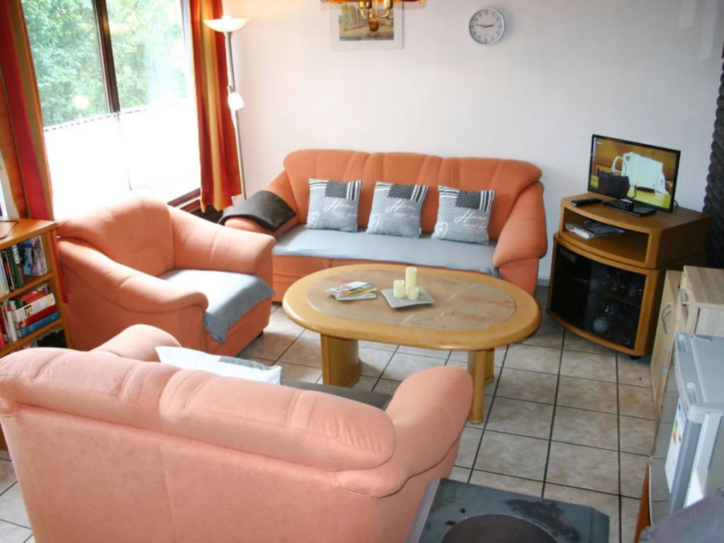 Holiday Home Am Sternberg 105 by Interhome