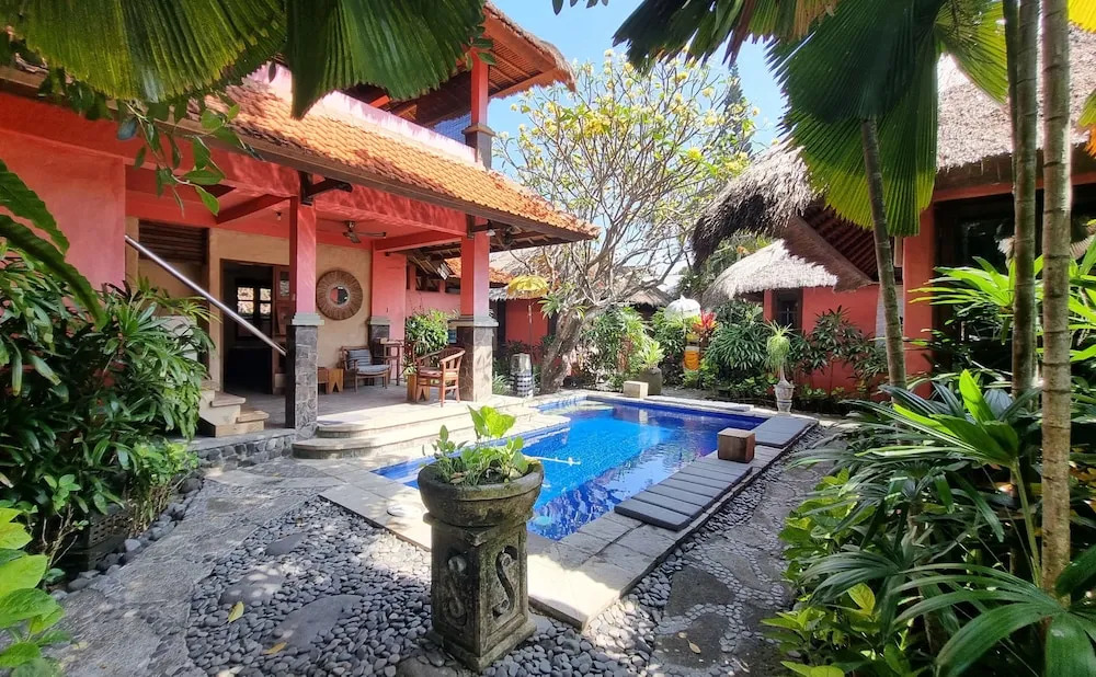Flash Back Bungalow