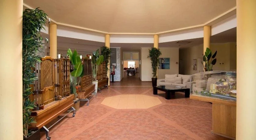 Apartamentos Turisticos Aureus Bahia Sur