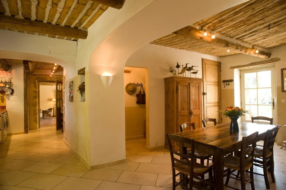 Mansion With 5 Bedrooms in Grans, With Pool Access, Furnished Garden a