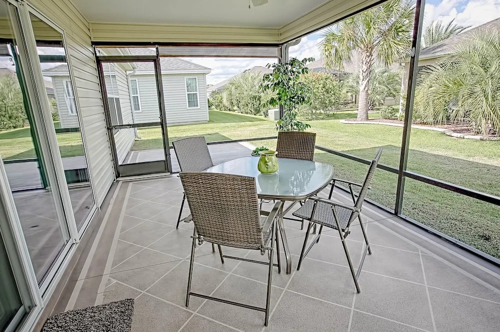 Enisgrove Way Home 3 Bedroom by The VIR Group