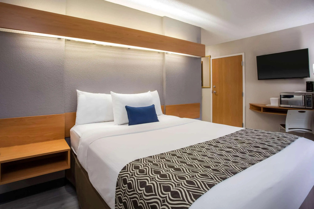 Microtel Inn & Suites by Wyndham Southern Pines Pinehurst