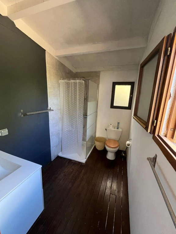 Cottage chaleureux avec vue mer et piscine