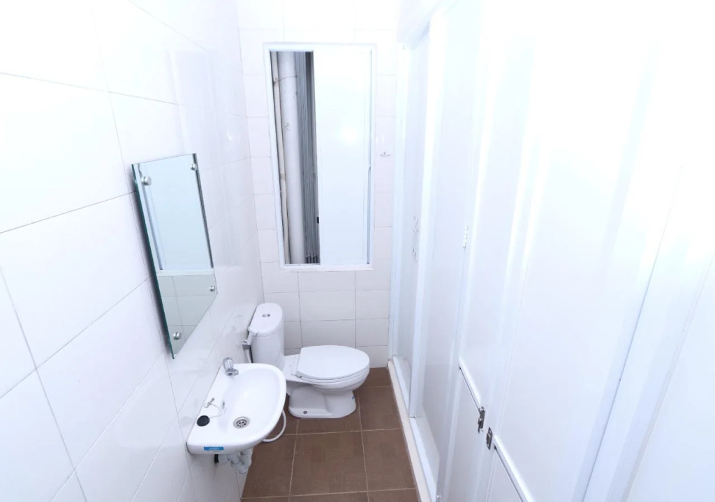 Kamar Keluarga Tanah Abang