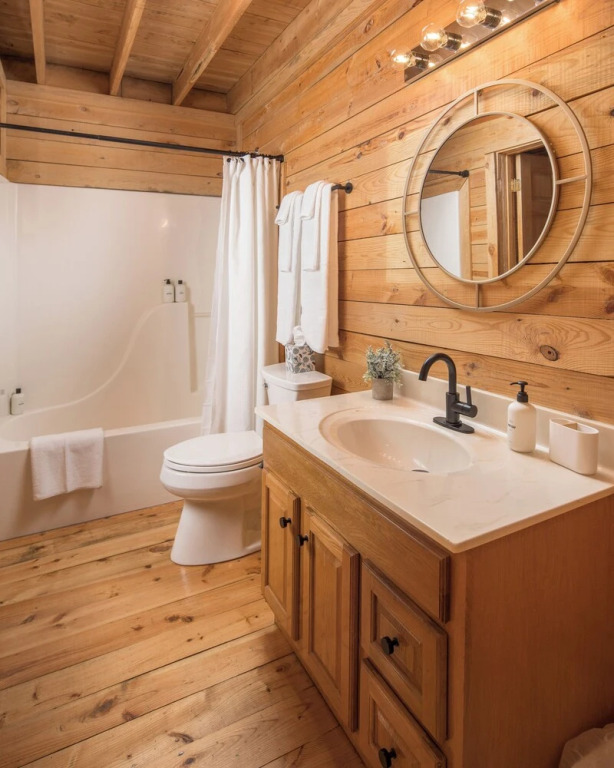 Red Feather Cabins 320