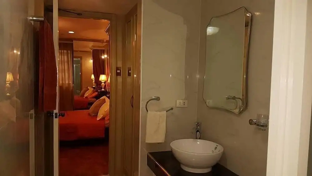 Elegant 2BRCondo in the Heart of Ortigas