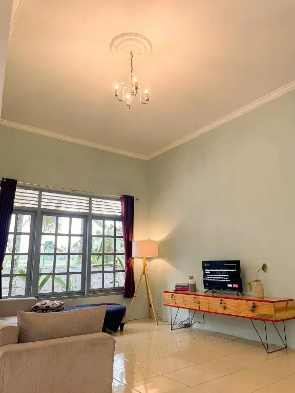 Villa Kamar Tamu Selomartani