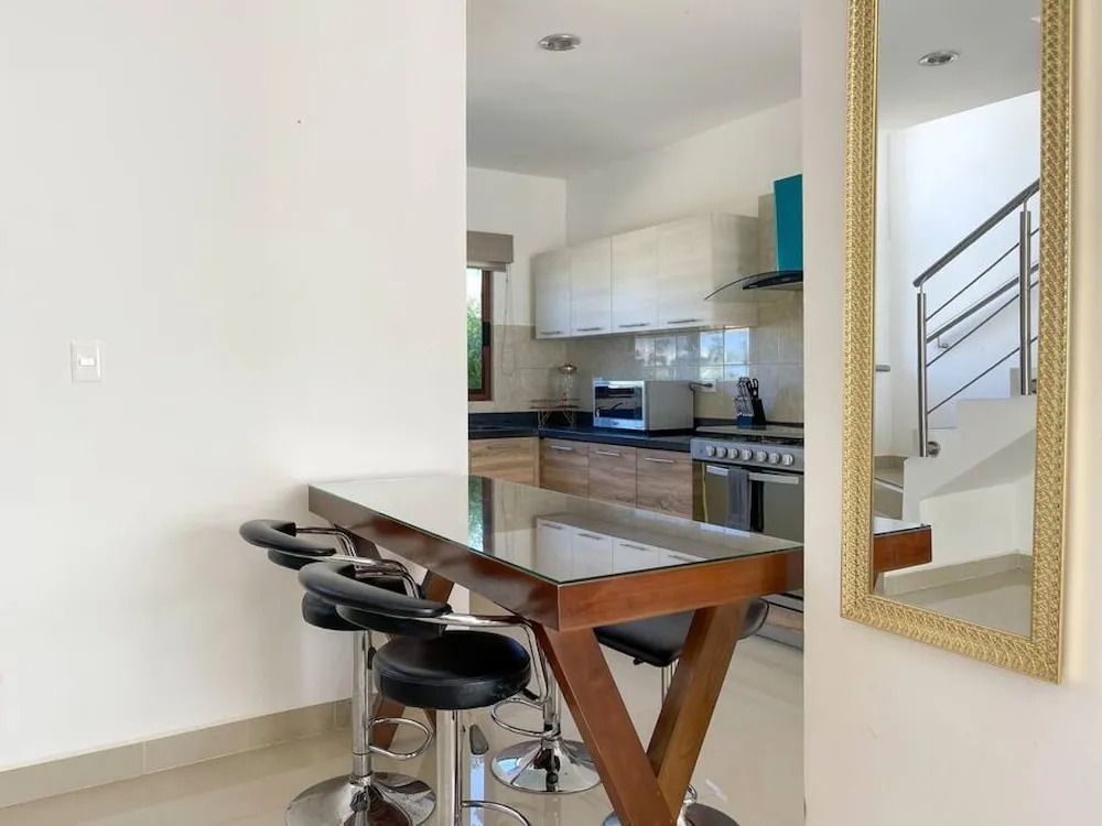 Prime Location House at Cerritos Great Price