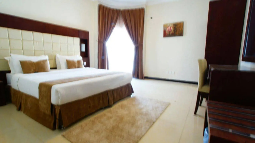 Al Muhaidb Airport Hotel