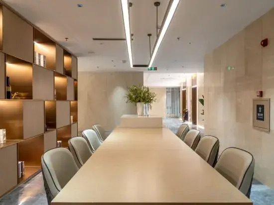 Lavande Hotel Near Chaoshan High-speed Railway Station and Jieyang Chaoshan International Airport