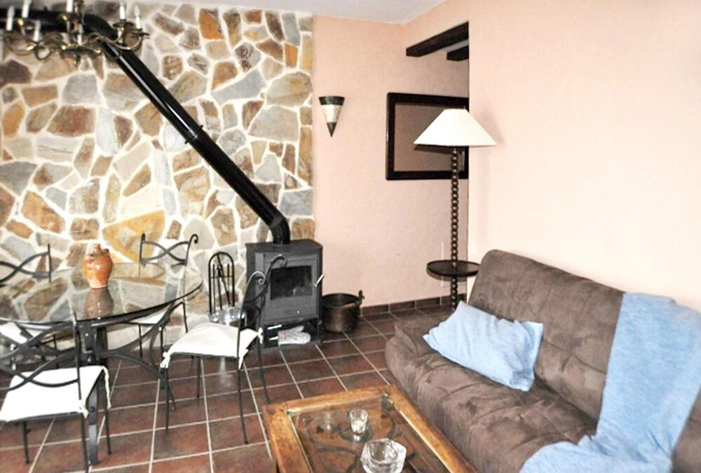 House With 8 Bedrooms in Hoyocasero, With Wonderful Mountain View, Furnished Terrace and Wifi