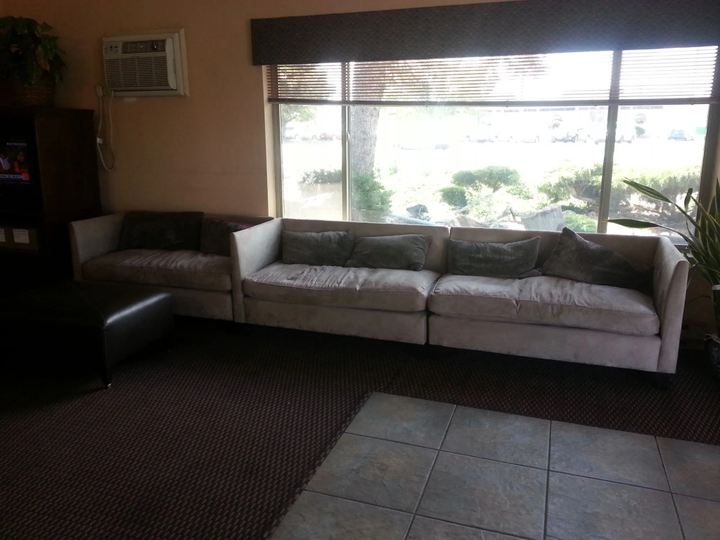 Loyalty Inn Pasco
